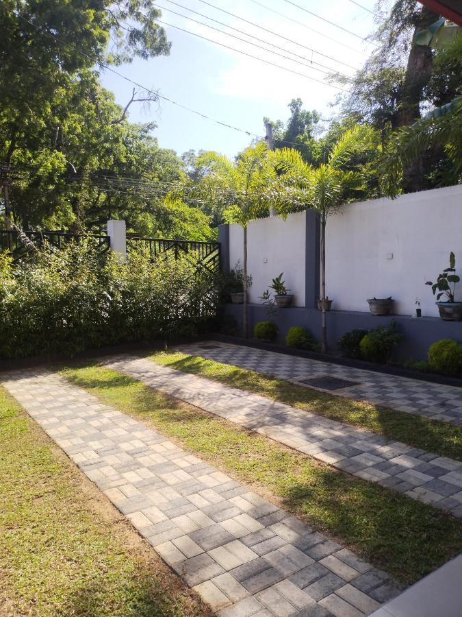 טנגלה Sara Place מראה חיצוני תמונה